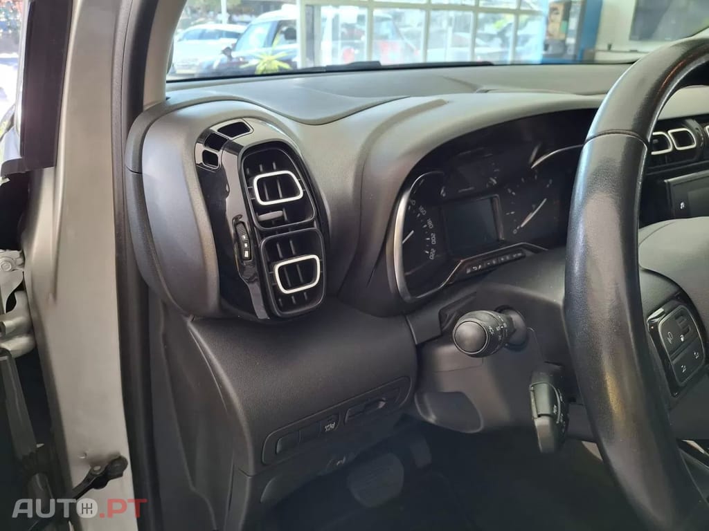Citroen C3 Aircross 1.2 PureTech Shine