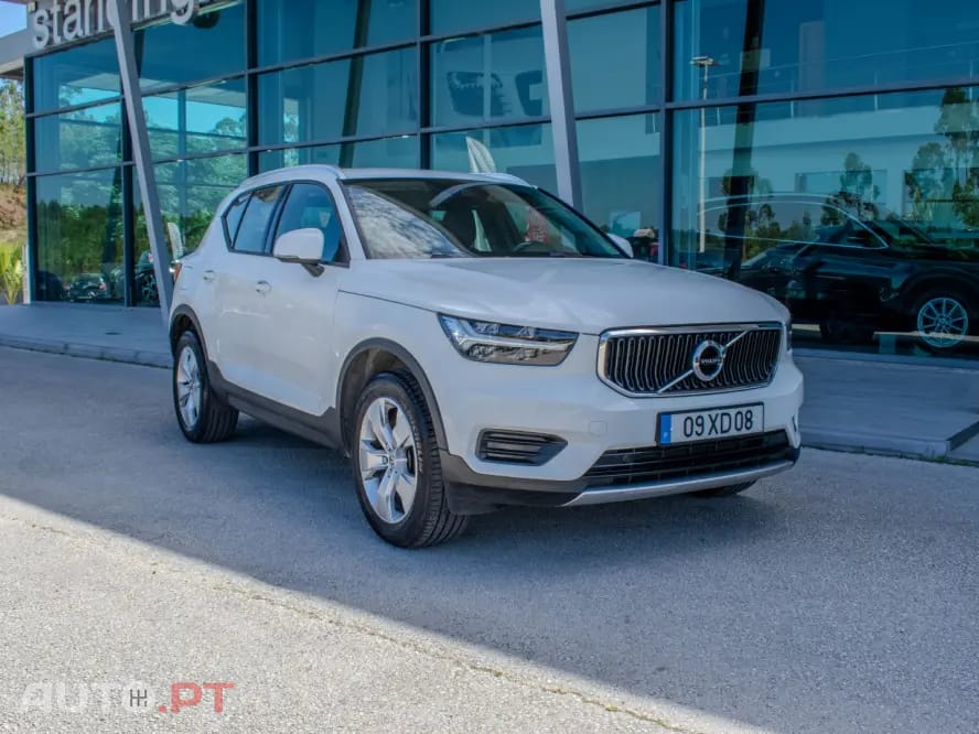 Volvo XC40 2.0 D3 Momentum