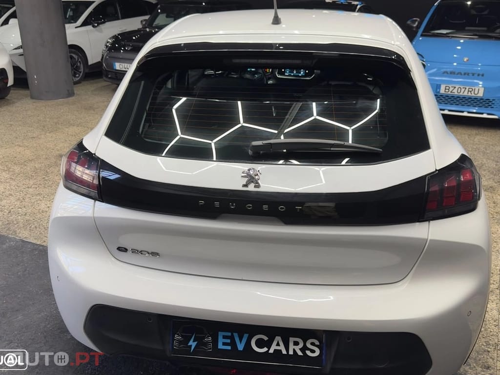 Peugeot E-208 Active Pack