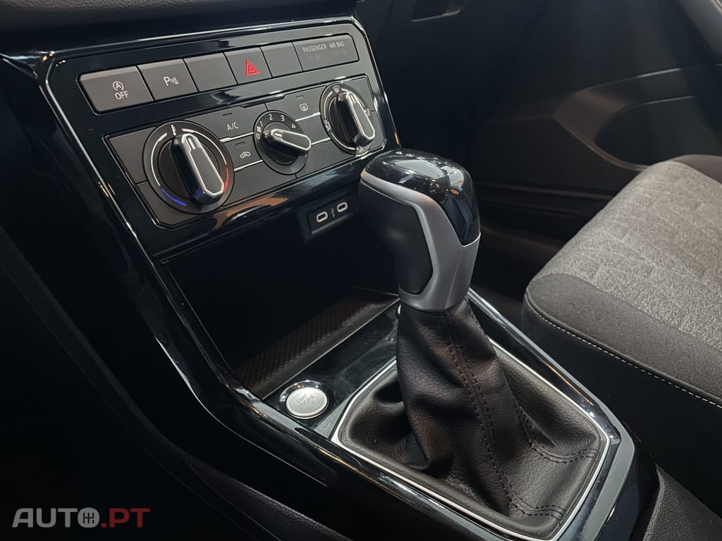 Volkswagen T-Cross 1.0 TSI Urban DSG