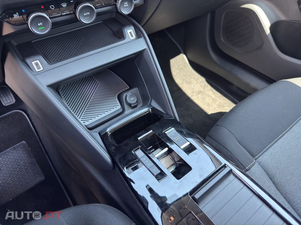 Citroen C4 PureTech 130 Stop&Start EAT8 FEEL PACK