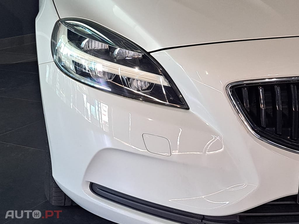 Volvo V40 2.0 D2 Momentum Eco
