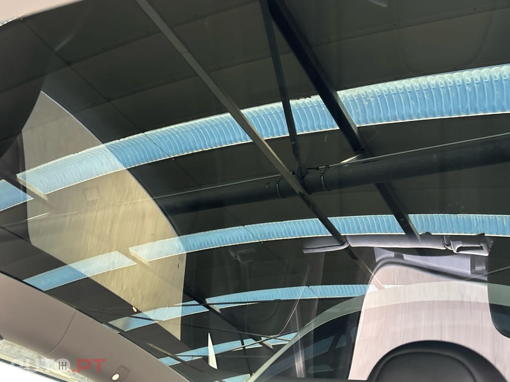 Tesla Model Y Long Range Tração Integral