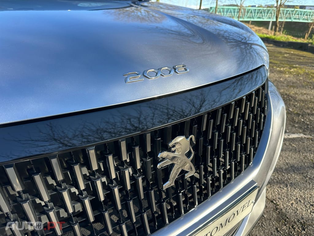 Peugeot 2008 1.2 PureTech GT Pack EAT8