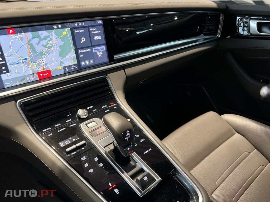 Porsche Panamera 4 E-Hybrid 