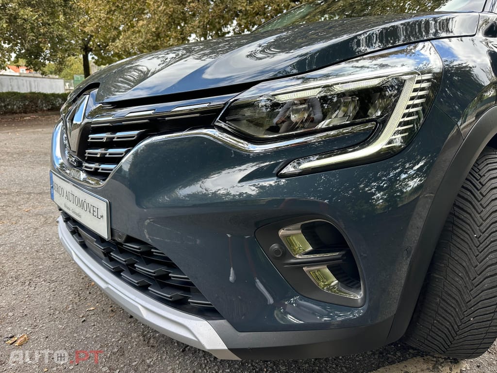 Renault Captur 1.6 E-Tech Initiale Paris