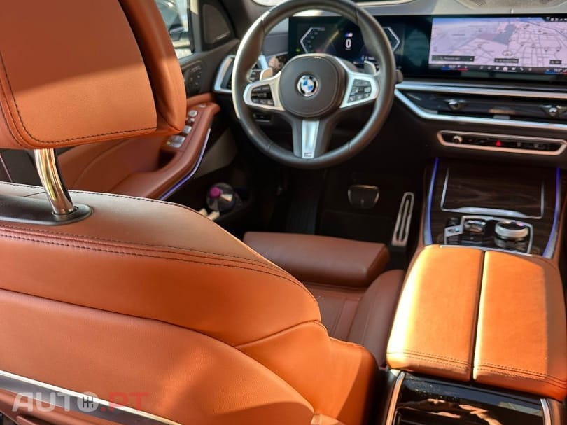 BMW X7 40 d xDrive Pack M Desportivo