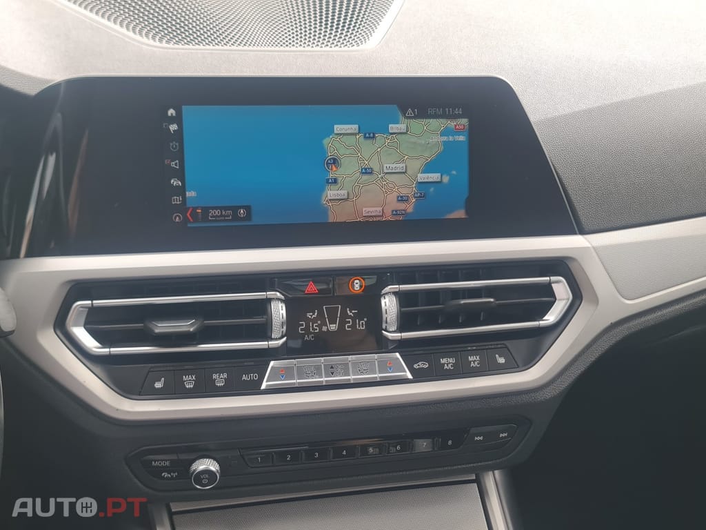 BMW 318 d Line Sport Auto