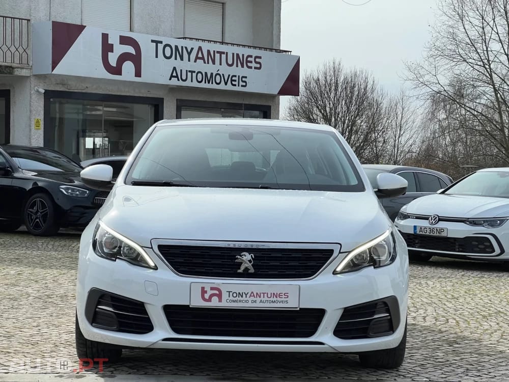 Peugeot 308 1.5 BlueHDi Business Line