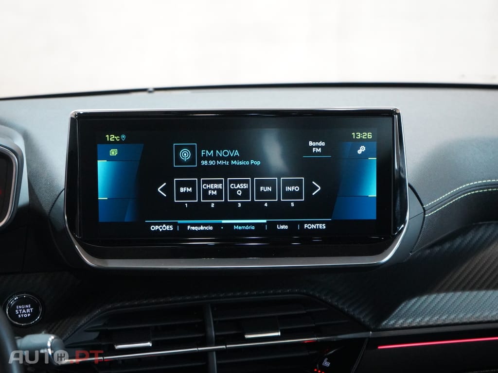 Peugeot E-208 50 kWh GT