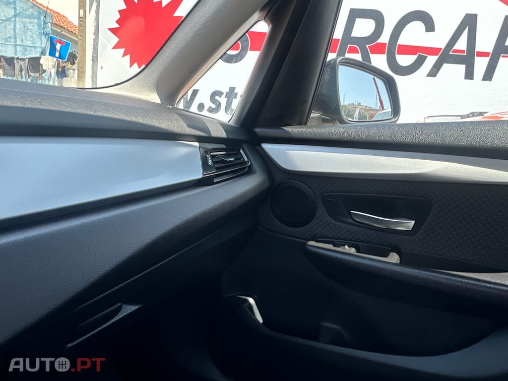 BMW 216 d Line Sport