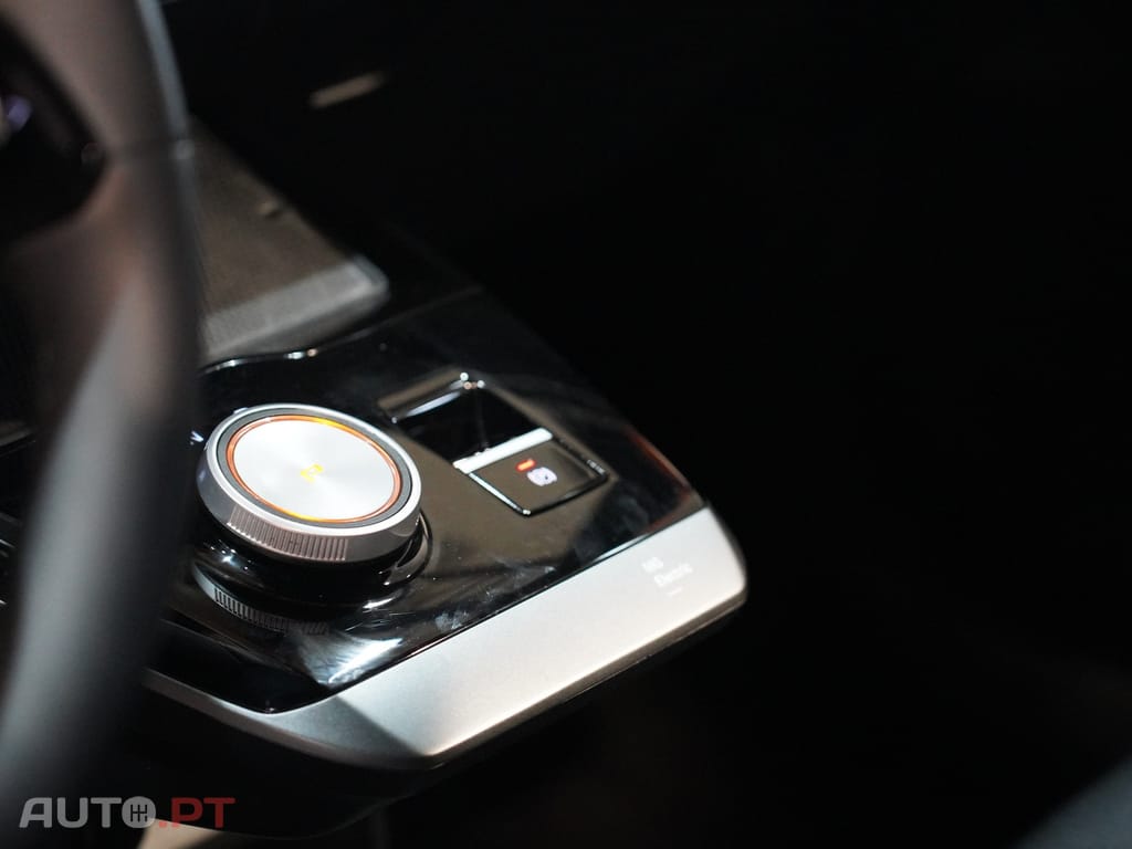 MG MG4 64 kWh Luxury