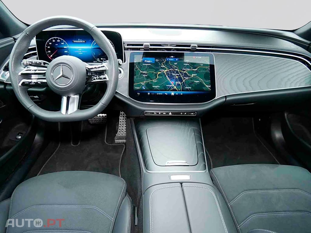 Mercedes-Benz E 300 I.V.A DEDUTIVEL de T AMG