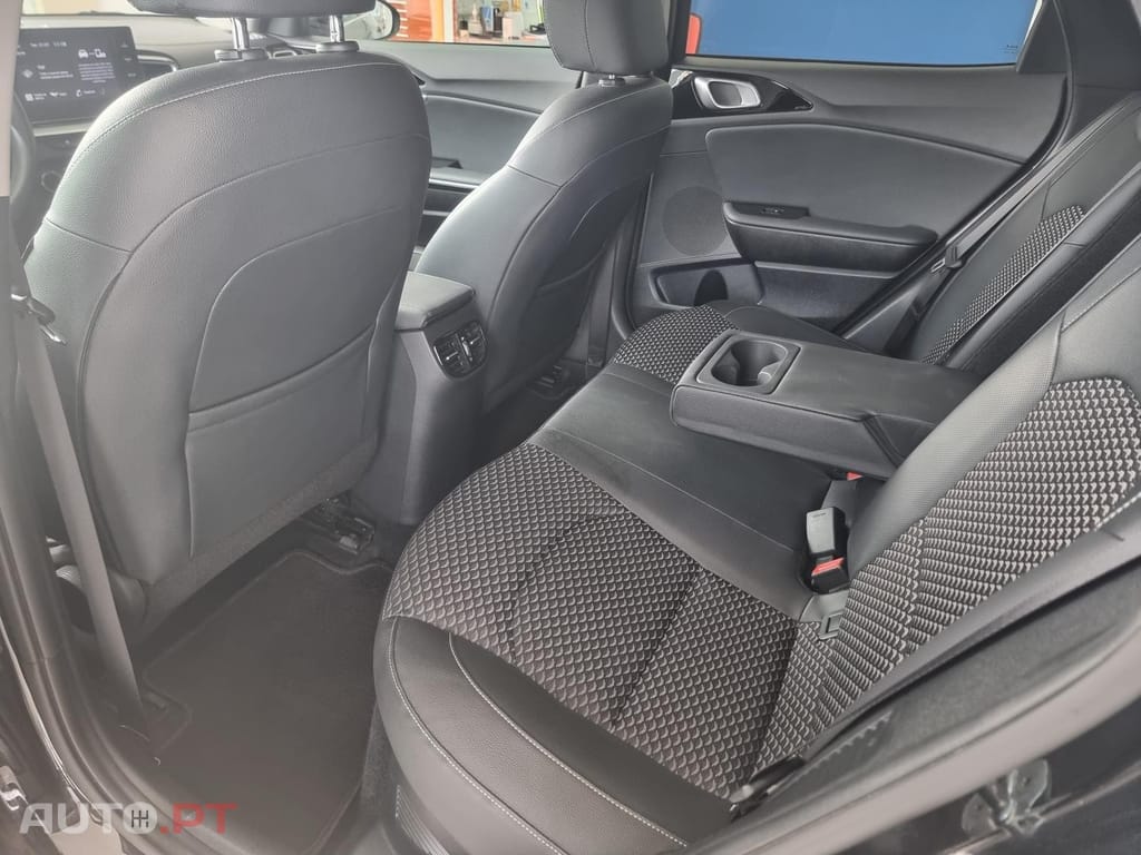 Kia Xceed 1.6 GDi PHEV Drive