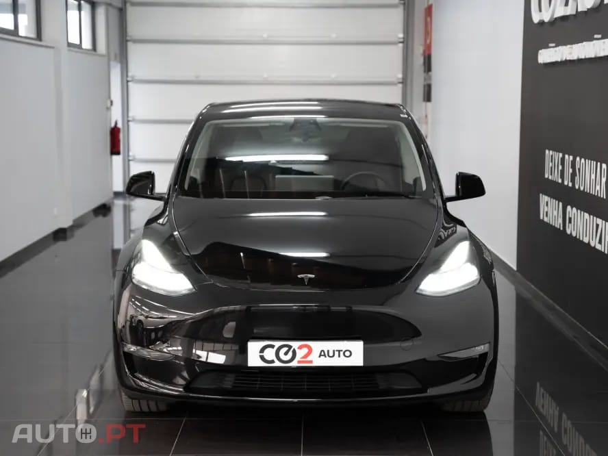 Tesla Model Y Long Range Dual Motor AWD