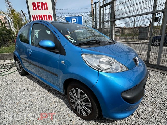 Peugeot 107 1.o sedution