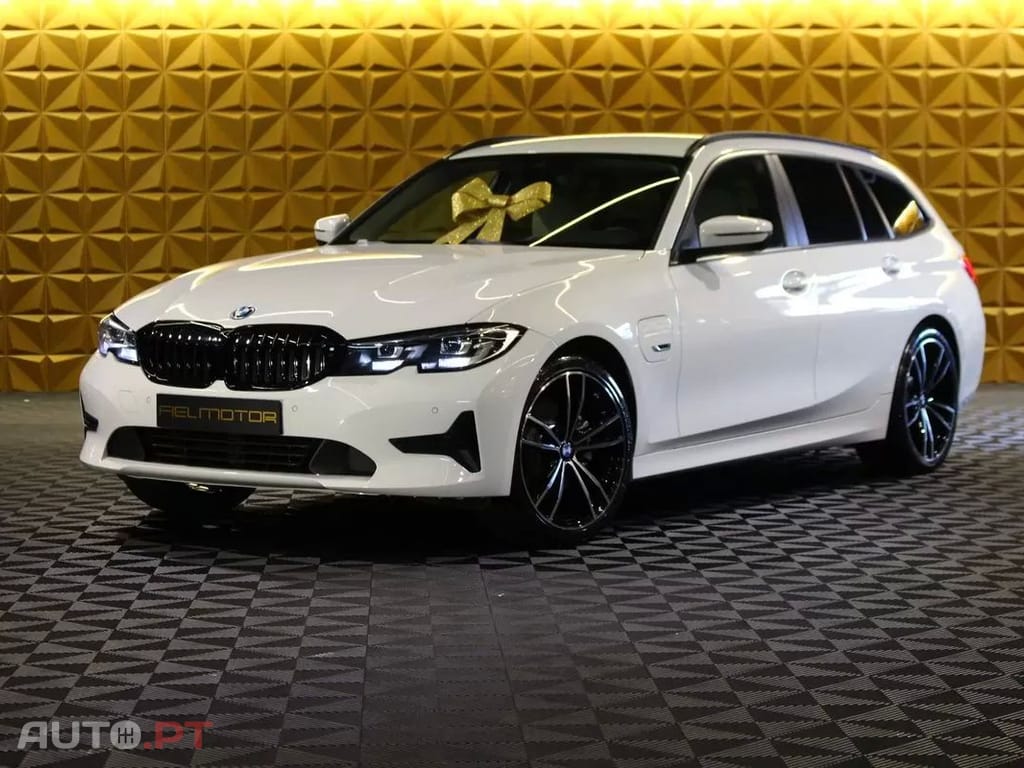 BMW 330 e Line Sport Auto