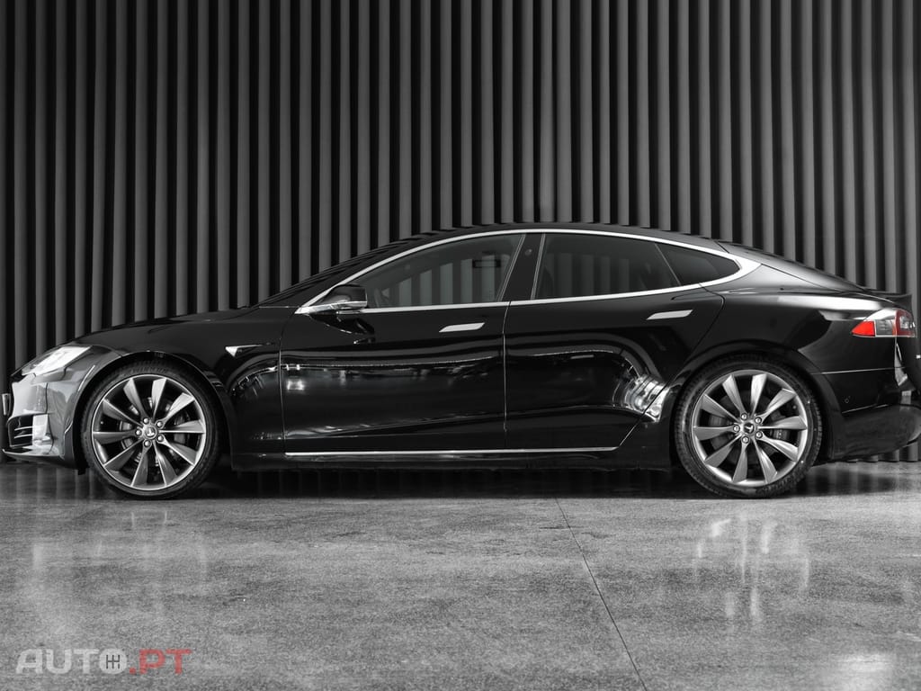 Tesla Model S 75D