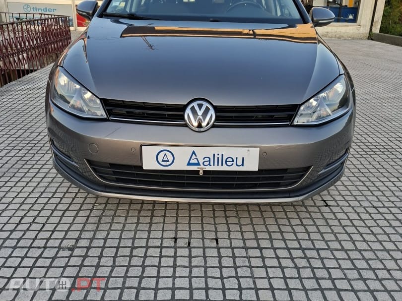 Volkswagen Golf 1.6 TDi GPS Edition DSG — fotografia 2
