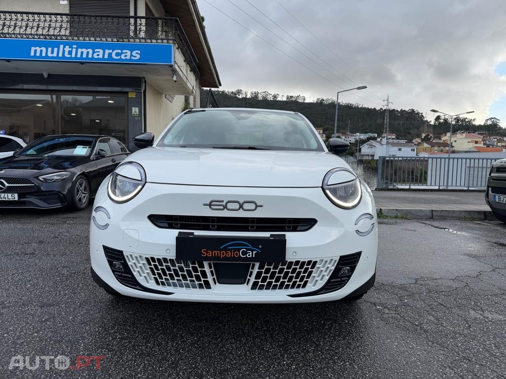 Fiat 600 1.2 Hybrid Icon