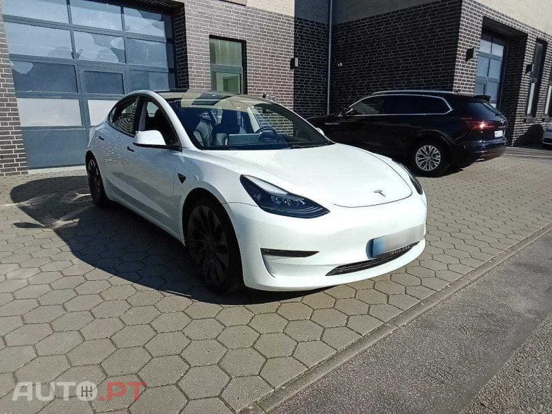 Tesla Model 3 Performance Dual Motor AWD
