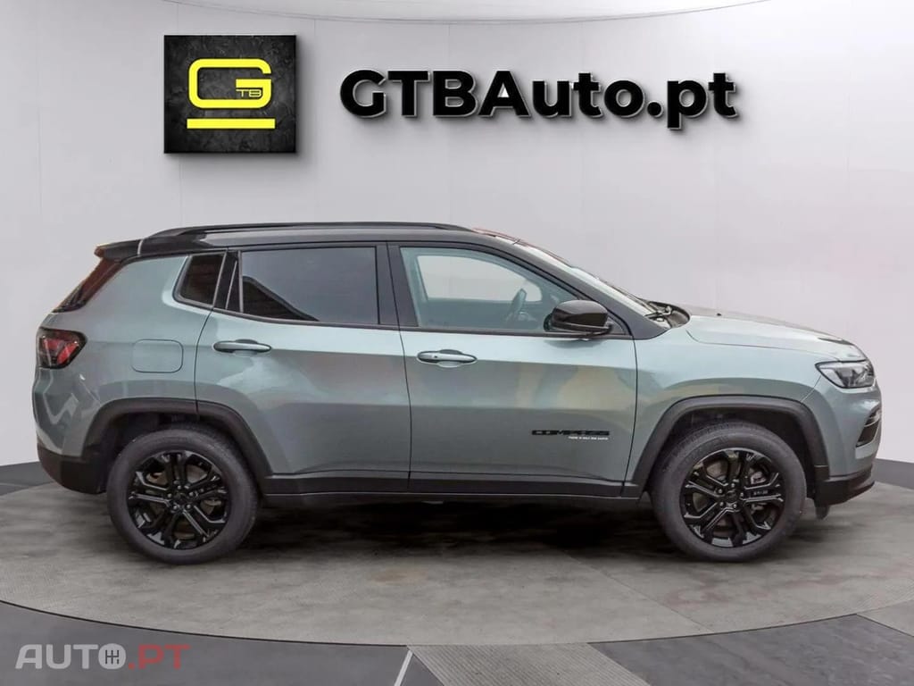Jeep Compass I.V.A DEDUTÍVEL  1.3 T4-PHEV Upland