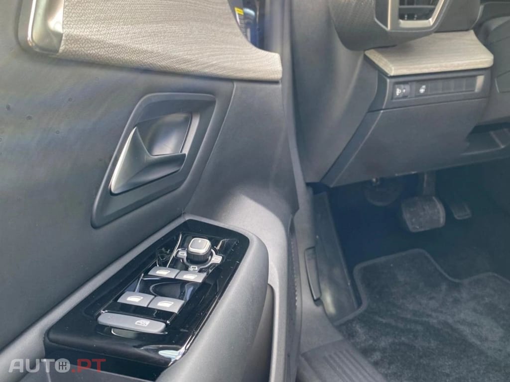 Citroen C5 X  1.2 Hybrid Plus e-DSC6 I.V.A DEDUTÍVEL 