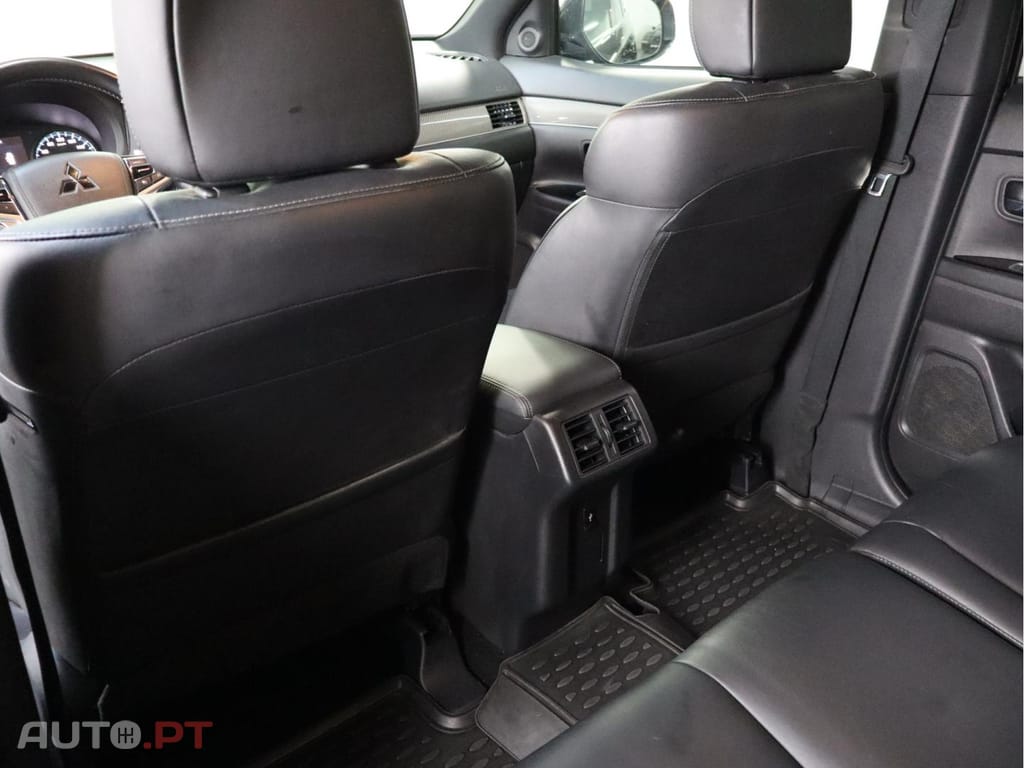 Mitsubishi Outlander 2.4 Mivec PHEV Instyle