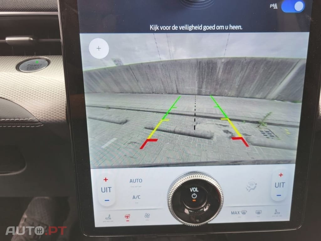 Ford Mustang Mach-E Standard