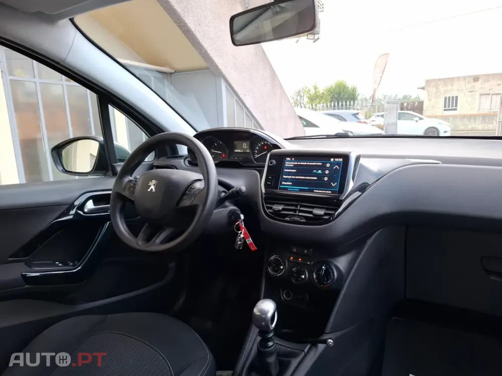 Peugeot 208 1.5 BlueHDi Active