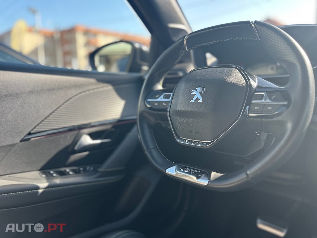 Peugeot E-208 50 kWh GT Pack