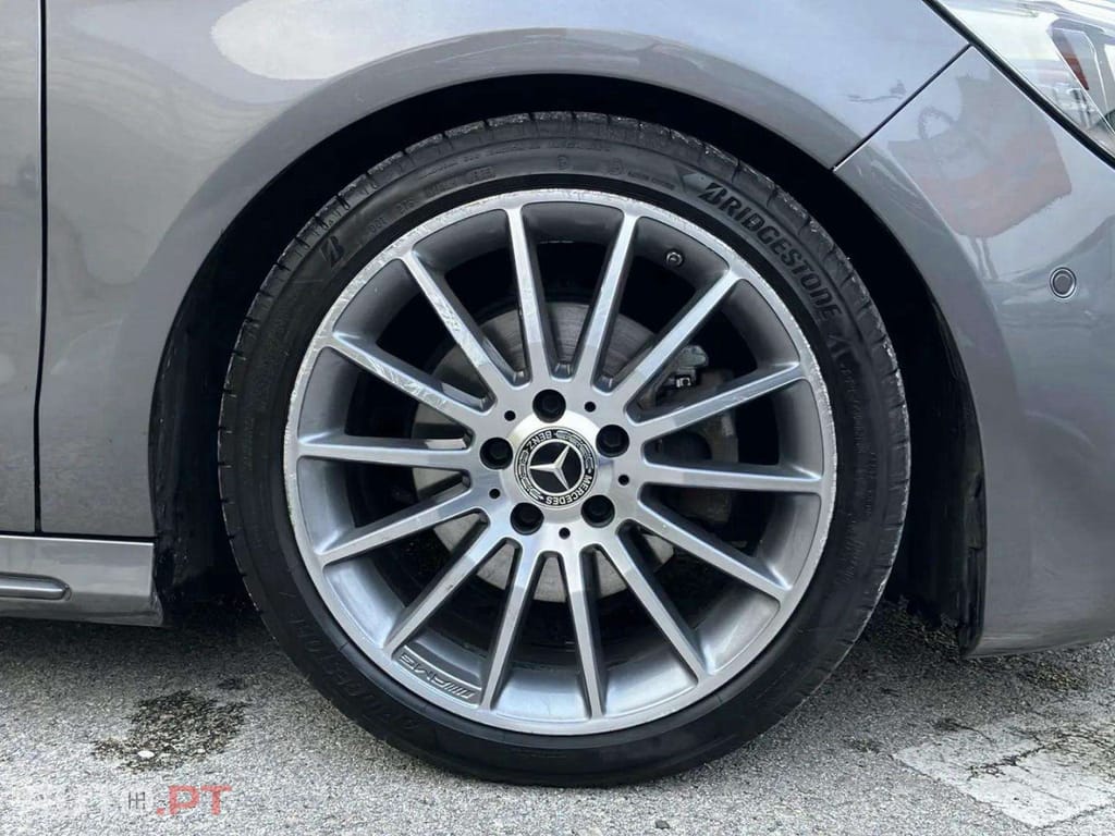 Mercedes-Benz CLA 200 d 7G-DCT Urban