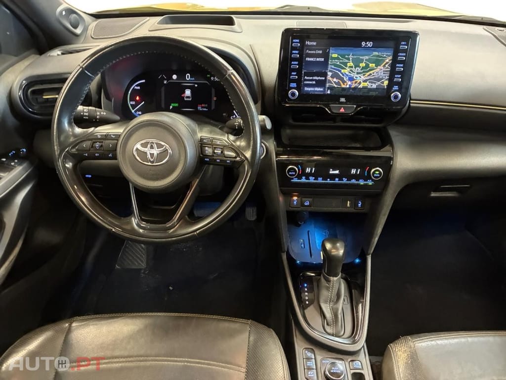 Toyota Yaris Cross 1.5 HDF Premier Edition