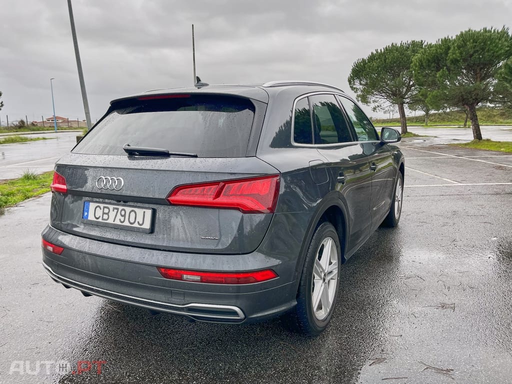 Audi Q5 50 TFSI e quattro S tronic sport