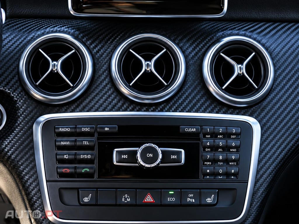 Mercedes-Benz A 200 AMG LINE