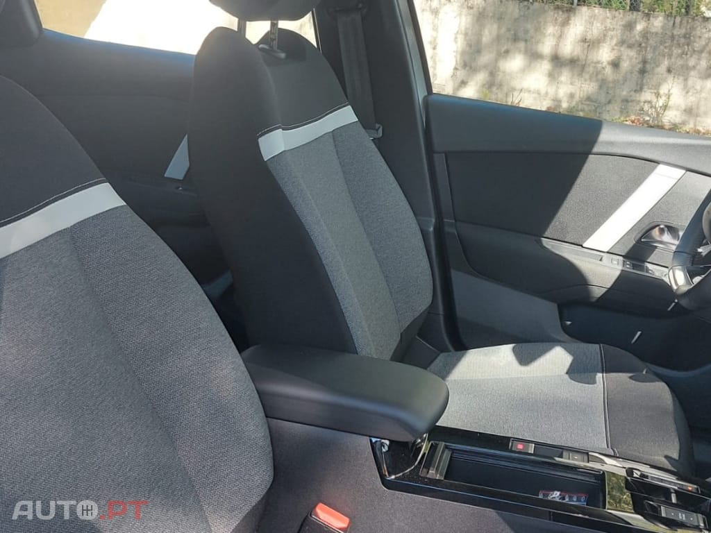 Citroen e-C4 136 YOU