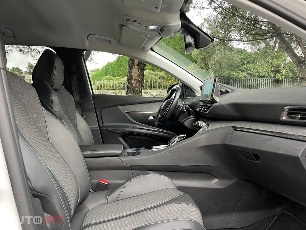 Peugeot 3008 Cx Automatica ( 8 Velocidades )