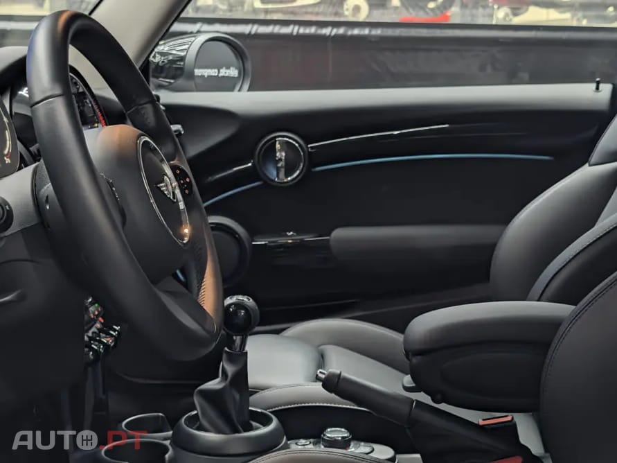 MINI Cooper Classic