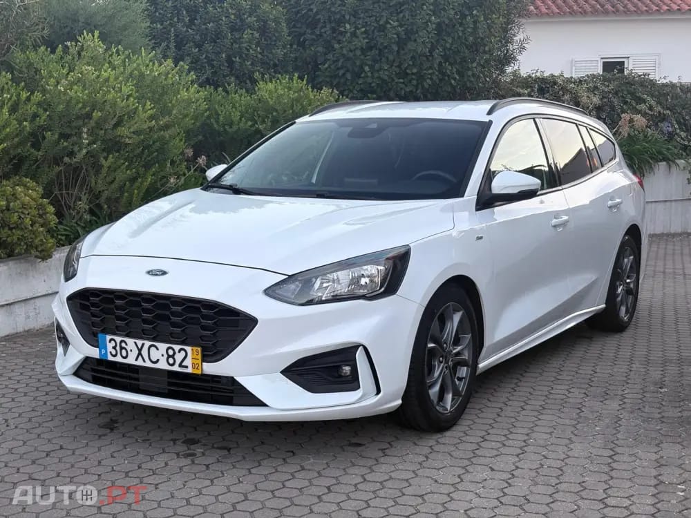 Ford Focus SW 1.0 EcoBoost ST-Line