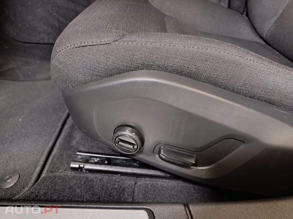 Volvo V60 2.0 T6 AWD R-Design Expression Plug-in
