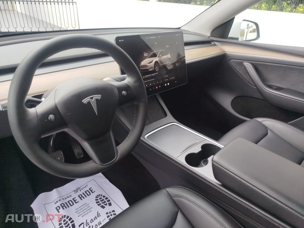 Tesla Model Y Tração Traseira