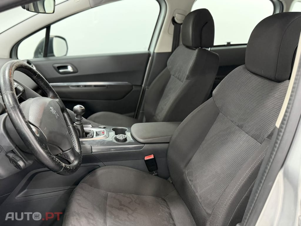 Peugeot 3008 1.6 HDi Active