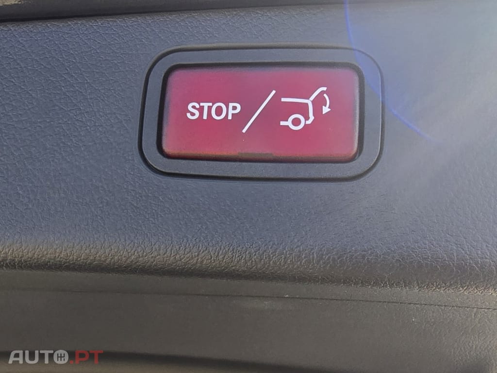 Mercedes-Benz C 300 e AMG Line