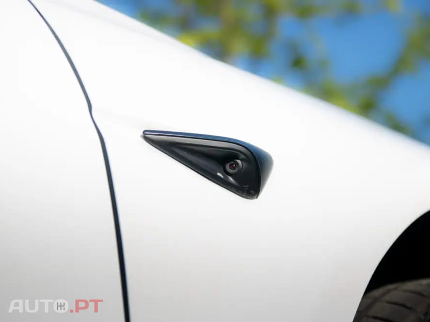 Tesla Model 3 Tração Traseira Premium