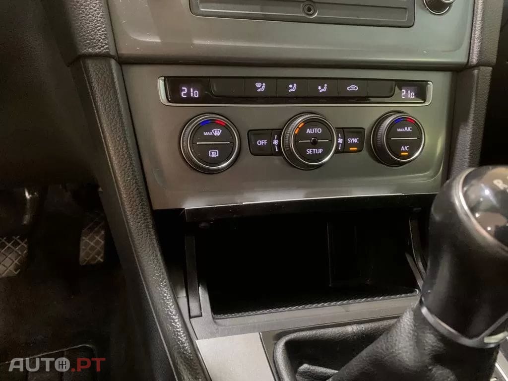 Volkswagen Golf 1.6 TDi Confortline