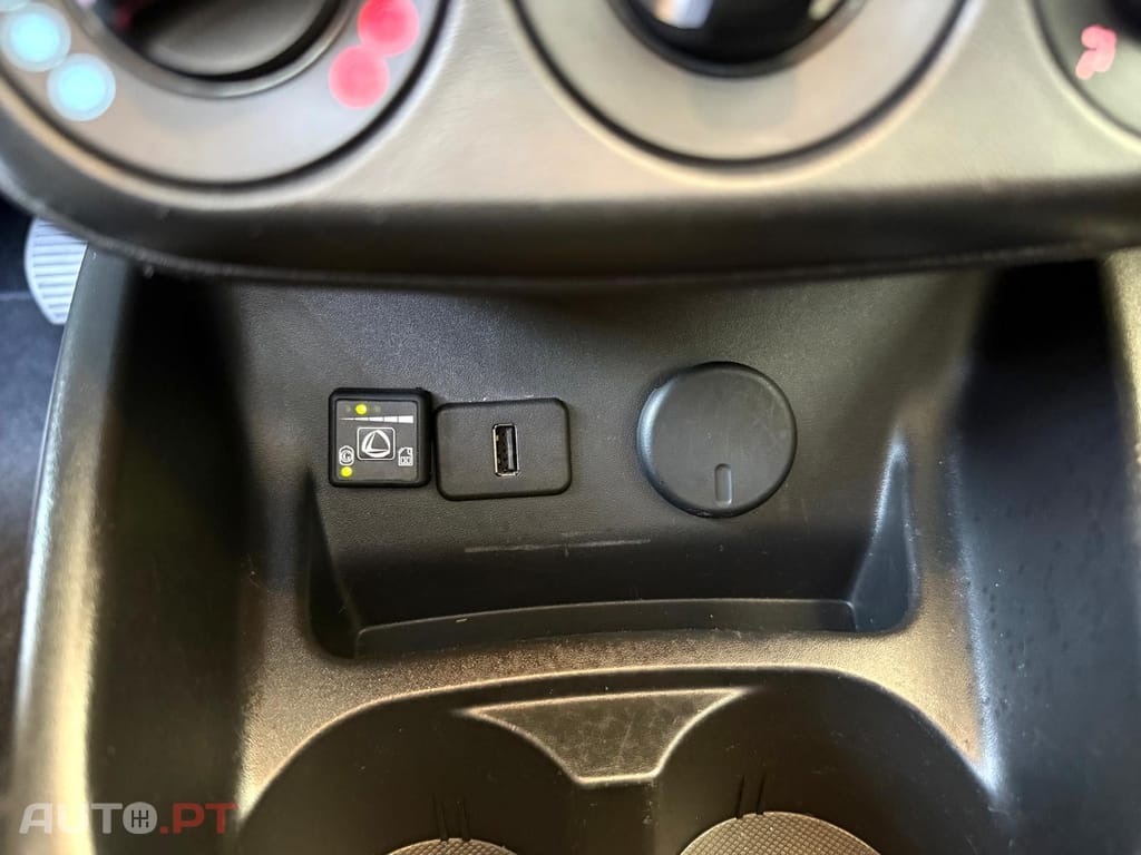 Opel Corsa 1.2 DYNAMIC FlexFuel (GASOLINA / GPL)