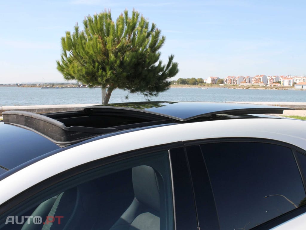 Mercedes-Benz A 200 A200d AMG