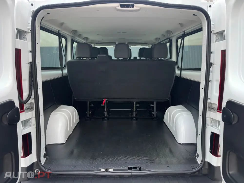 Renault Trafic 2.0 Blue dCi L2 Grand SpaceClass