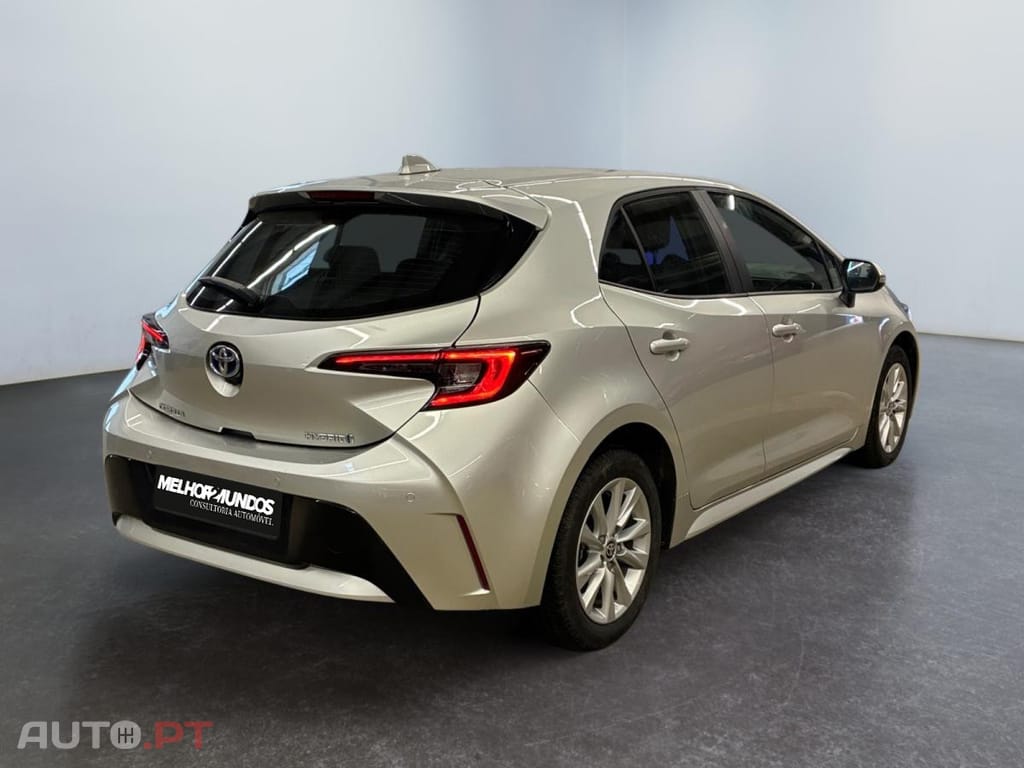 Toyota Corolla Pro 1.8 Hybrid Dynamic Business