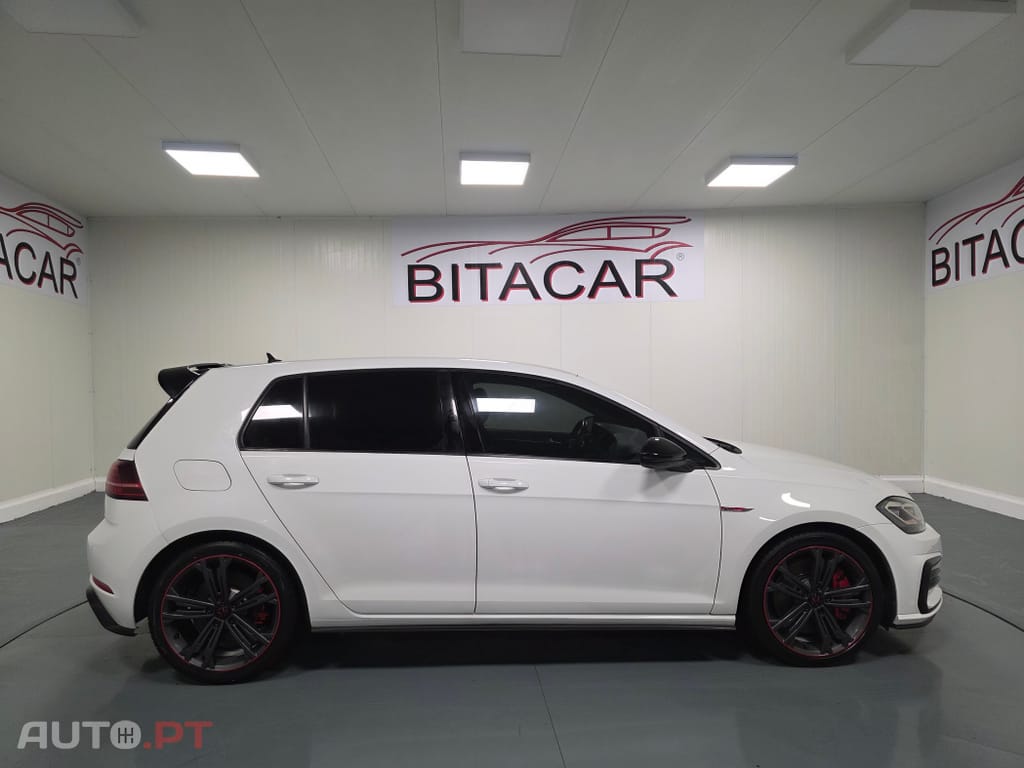 Volkswagen Golf 2.0 TSI GTI DSG Performance